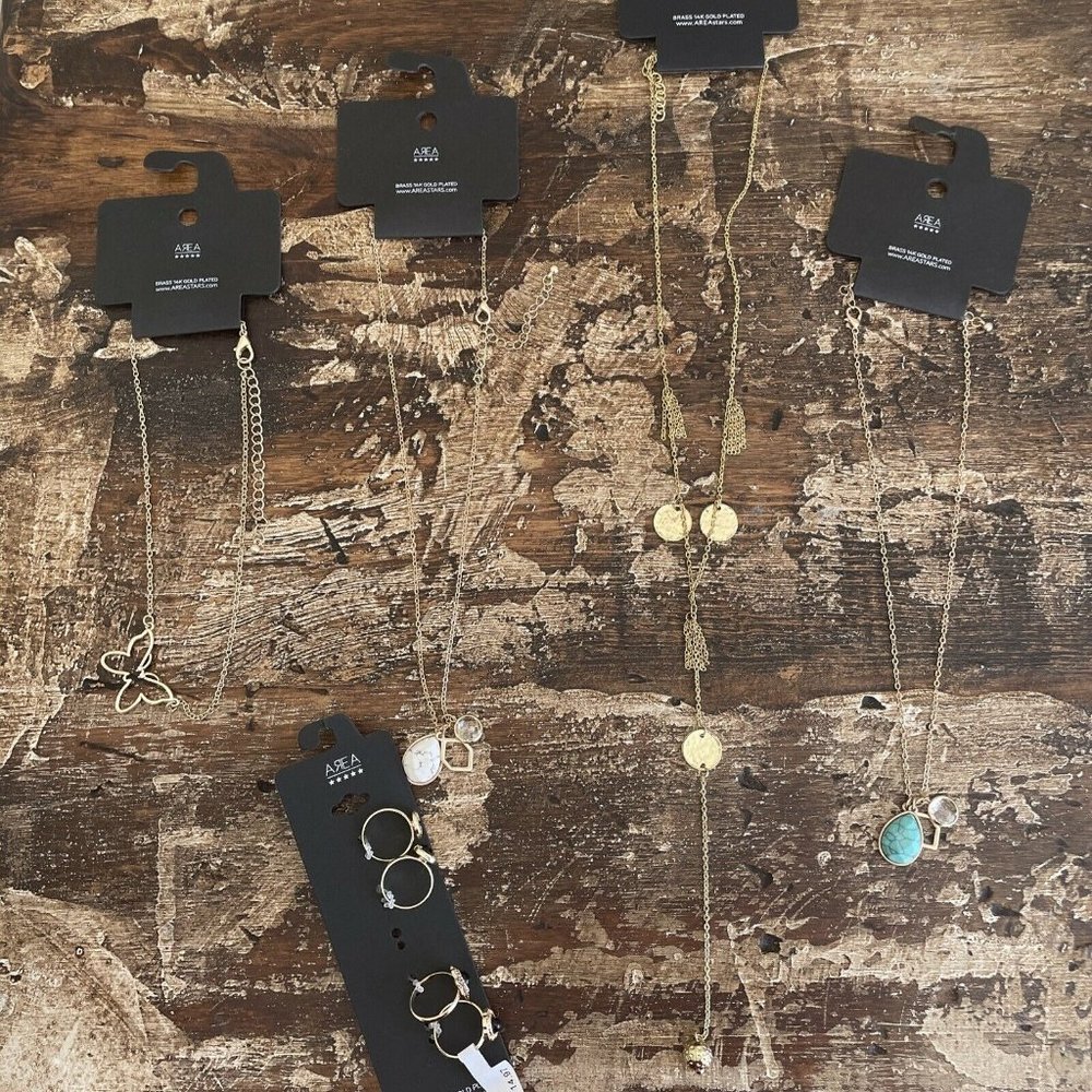 Area Stars Necklaces Lot of 4 Different Metals, Butterfly, Stone, Tassel Etc, NE